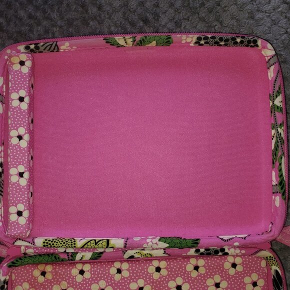 Vera Bradley Laptop Tablet Case- Priscilla Pink Pattern - Picture 9 of 15